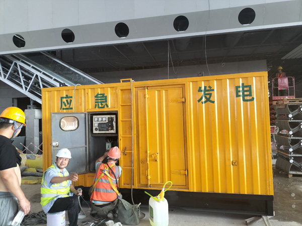乐都怎样判断空气滤清器是否需要更换？